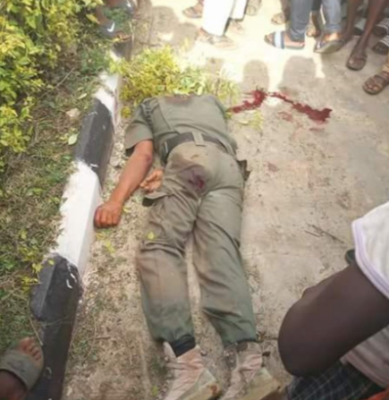 Days after Offa robbery, two?policemen killed?as robbers attack First Bank in Ekiti State (Graphic photos)