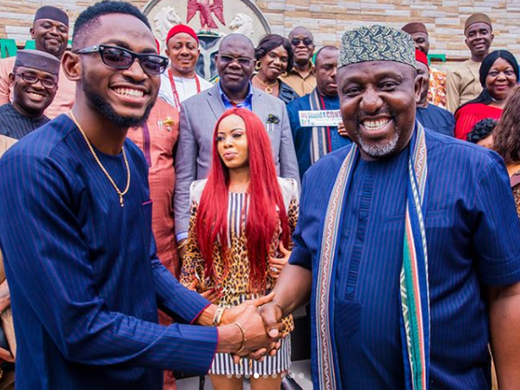 Photos: Governor Rochas Okorocha dances shaku shaku with ex- BBNaija housemates Bam Bam, Nina, Teddy A and Miracle