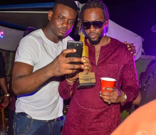 Photos: Teddy A awarded as "Best Big Brother Housemate 2018??at Super Play Pool Party