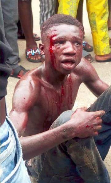 Jungle Justice: Suspected murderer burnt to death by angry mob in Rivers State (graphic photos)