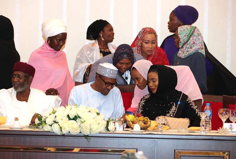 Photos: President Buhari breaks Ramadan fast with Tobi Bakre, Sound Sultan, Tania Omotayo, Kunle Afolayan, others