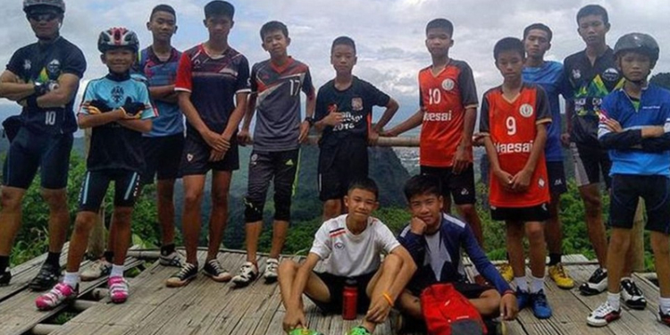 Young Football team rescued from Thai cave