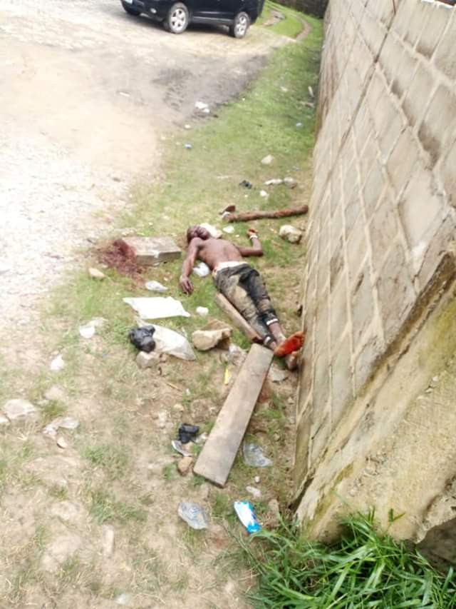 Photos: Two suspected armed robbers beaten to death by irate mob in Bayelsa