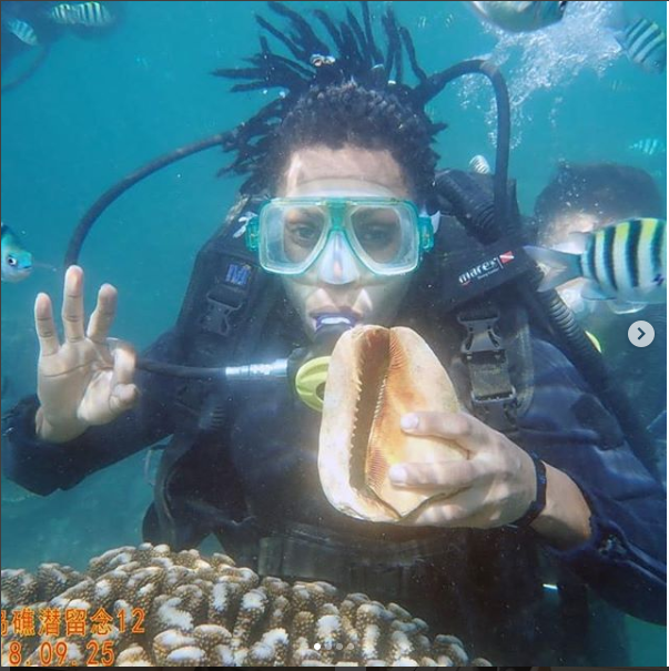 Super Falcons Stars Asisat Oshoala and Onome Ebi go scuba diving in China (Photos)