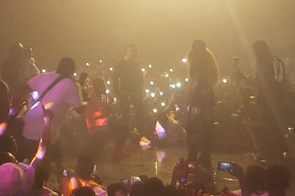 Shatta Wale proposes to girlfriend at his album launch, kisses her passionately