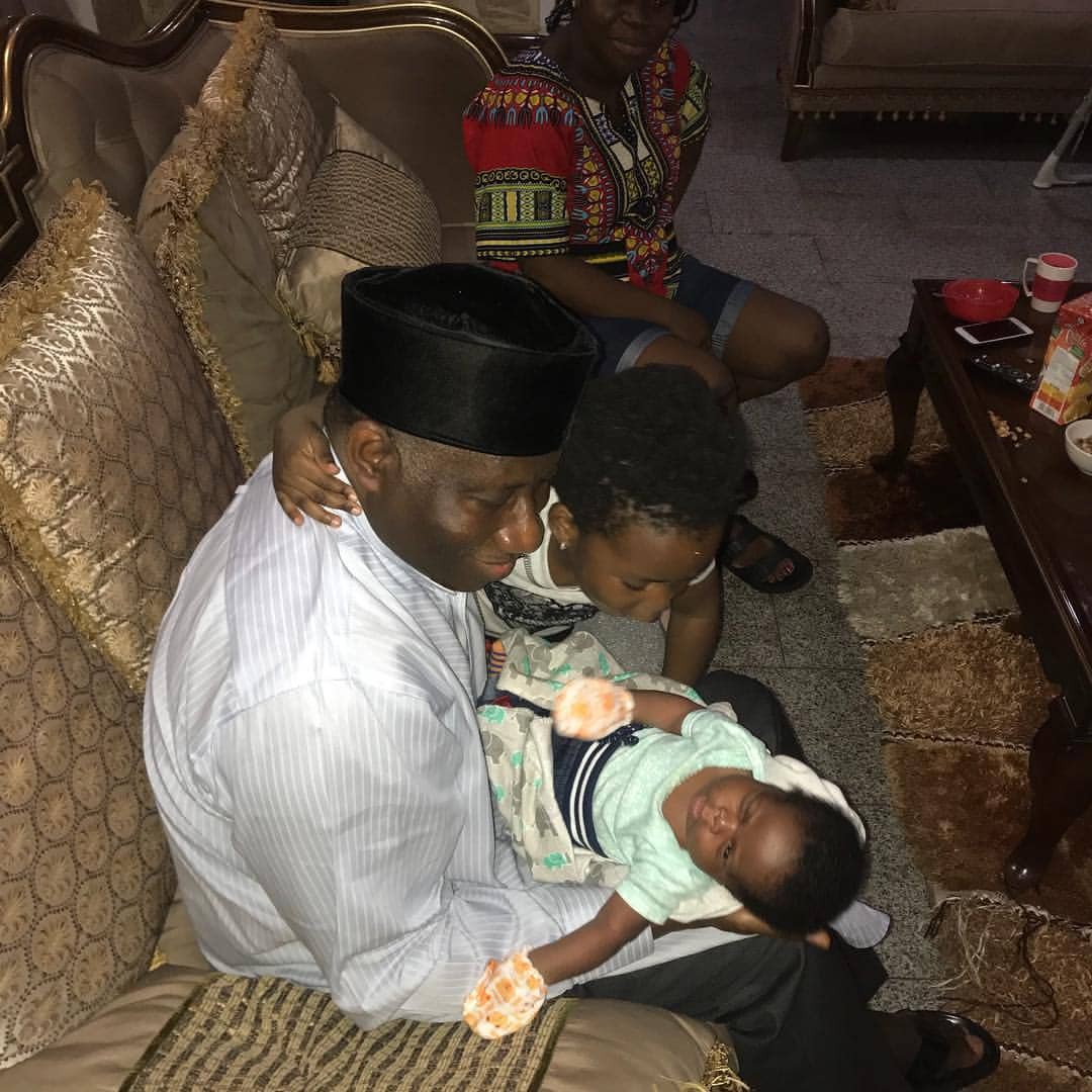 Lovely photos of ex-president Goodluck Jonathan with his daughter Faith, her hubby and grandchildren