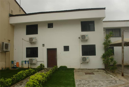 EFCC obtains court order to keep Fayose for two weeks, release photos of properties he allegedly acquired wrongfully