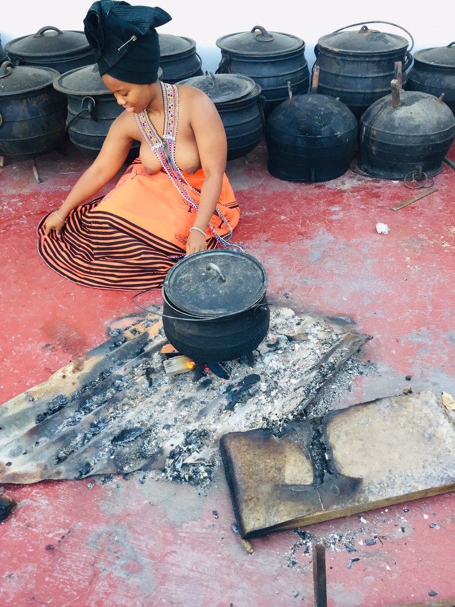 South African radio host Buhle Geleba poses topless to embrace her culture... 18+