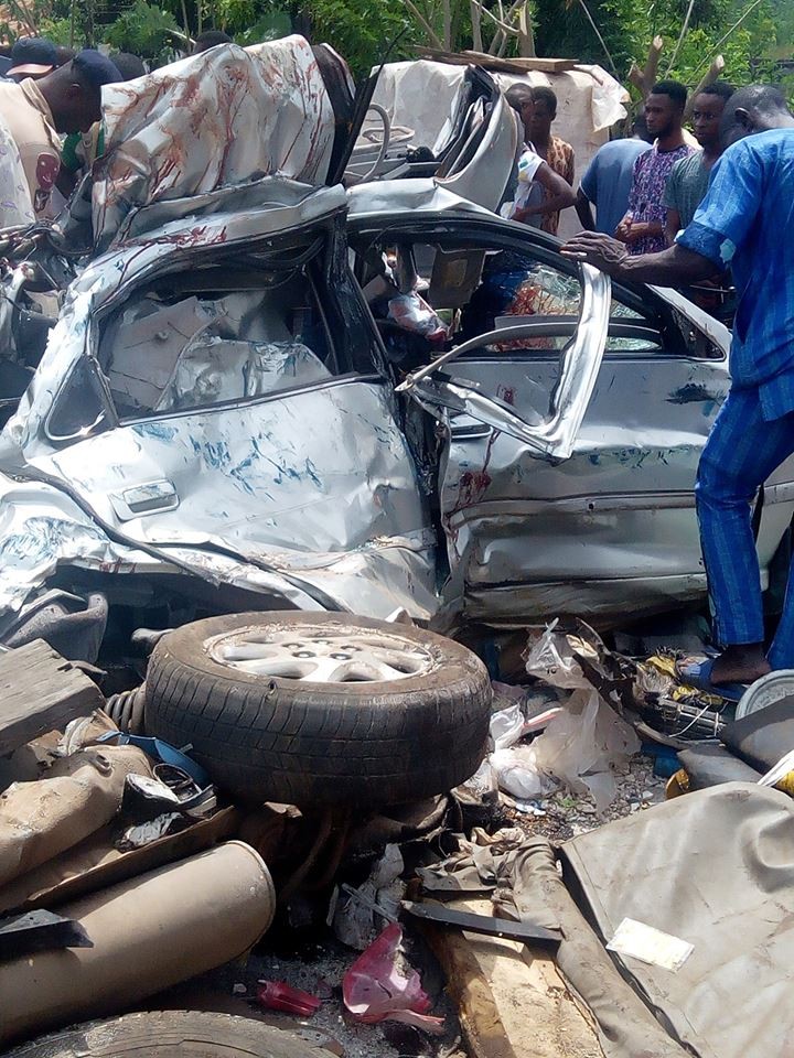 Graphic photos: Scores killed as alleged police extortion causes multiple vehicle accident involving 3 cars, 18 seater bus and a truck in Osun