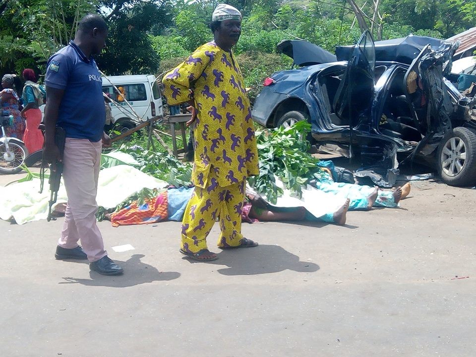 Graphic photos: Scores killed as alleged police extortion causes multiple vehicle accident involving 3 cars, 18 seater bus and a truck in Osun