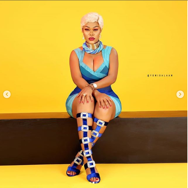 Nollywood actress Daniella Okeke strikes seductive poses in new photos