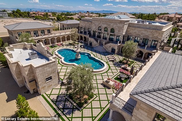 Inside Floyd Mayweather