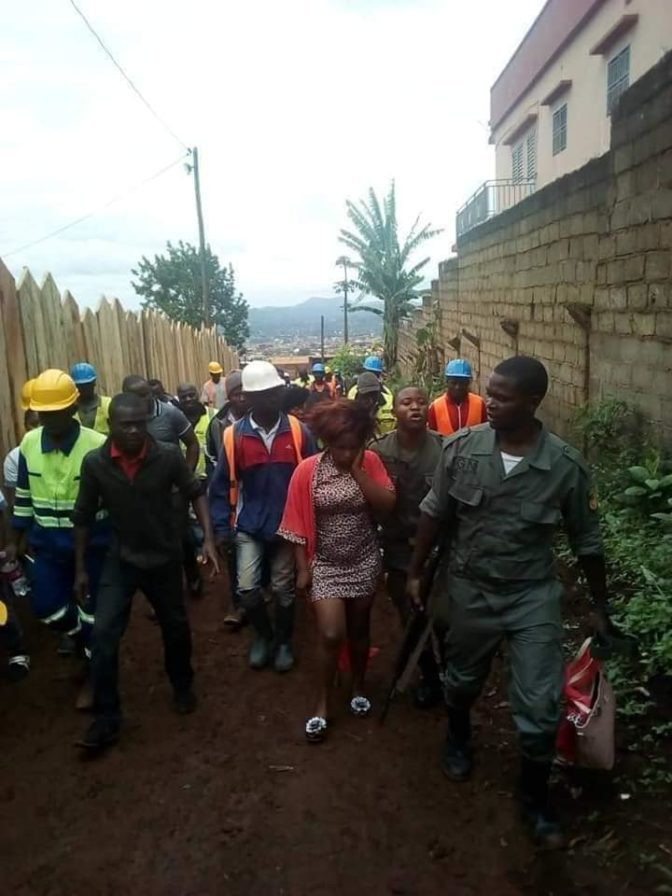 Slay queen arrested after stabbing her friend in the neck over a man (photos)