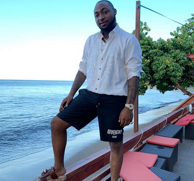 Twitter users mock Davido for stating that he couldn