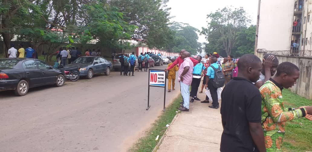 Photos: International School Ibadan shut down till further notice over Hijab protest 