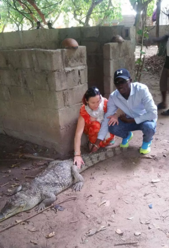 British mum of 9 who abandoned her husband for her young Gambian boyfriend converts to Islam so she can marry him