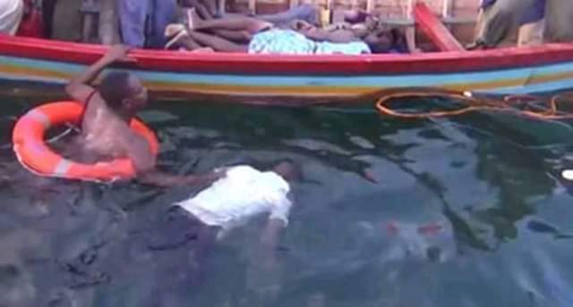 Graphic Photos: Divers pull bodies from Lake Victoria boat accident in Uganda