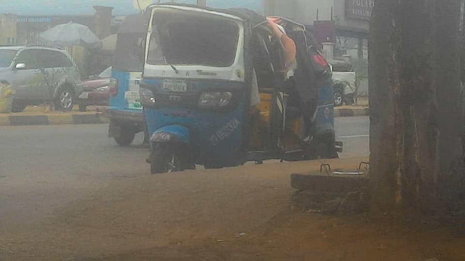 Photos: Police involved in accident while pursuing a car suspected to be owned by a Yahoo Yahoo boy
