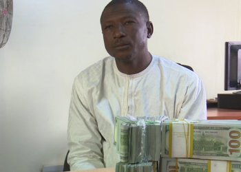 EFCC arrests man over undeclared $207,000 at Kano Airport