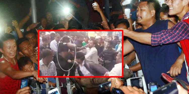 Nigerian Man Beaten Mercilessly By Crowd In India After Assaulting 2 Cops