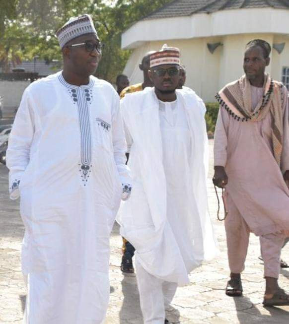 Photos: Fulani men who pledged to gift a cow to President Buhari after the election, redeem it