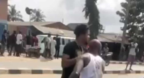Drama as Brothers-in-law stab sister’s husband for slapping her (video)