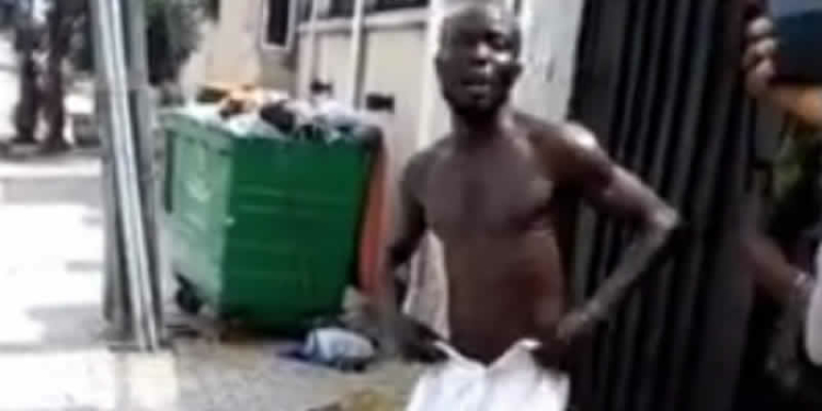 Man strip to protest unpaid salary
