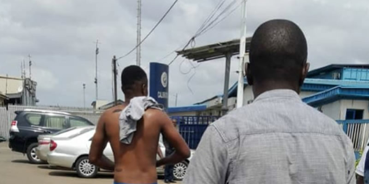 Uber Driver strips in Lagos Airport