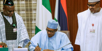 President Buhari signs 2019 budget into law