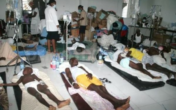 Cholera patients on hospital bed