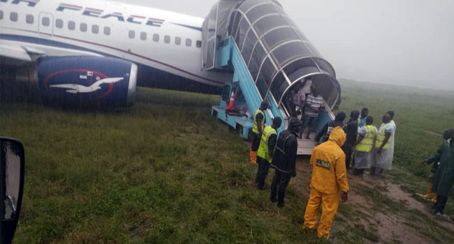 Passengers disembarking from the Air Peace Airliner that overshot runway in PH