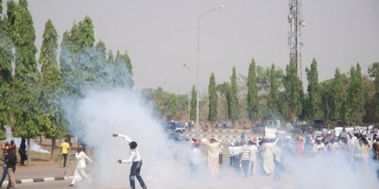 File Image: Police, Shi'ites Clash