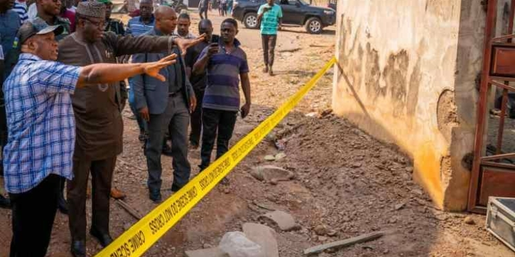 Gov Fayemi at the spot of the explosion (Image Credit: Premiumtimes)