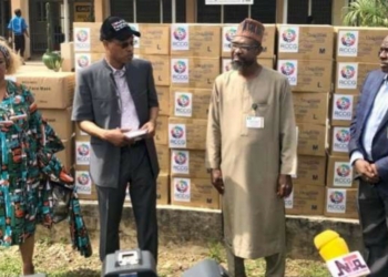 COVID-19: Adeboye donates surgical masks, hand gloves to Lagos govt