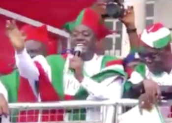 Moments Governor Seyi Makinde mocked coronavirus at a PDP rally surfaces after he tested positive