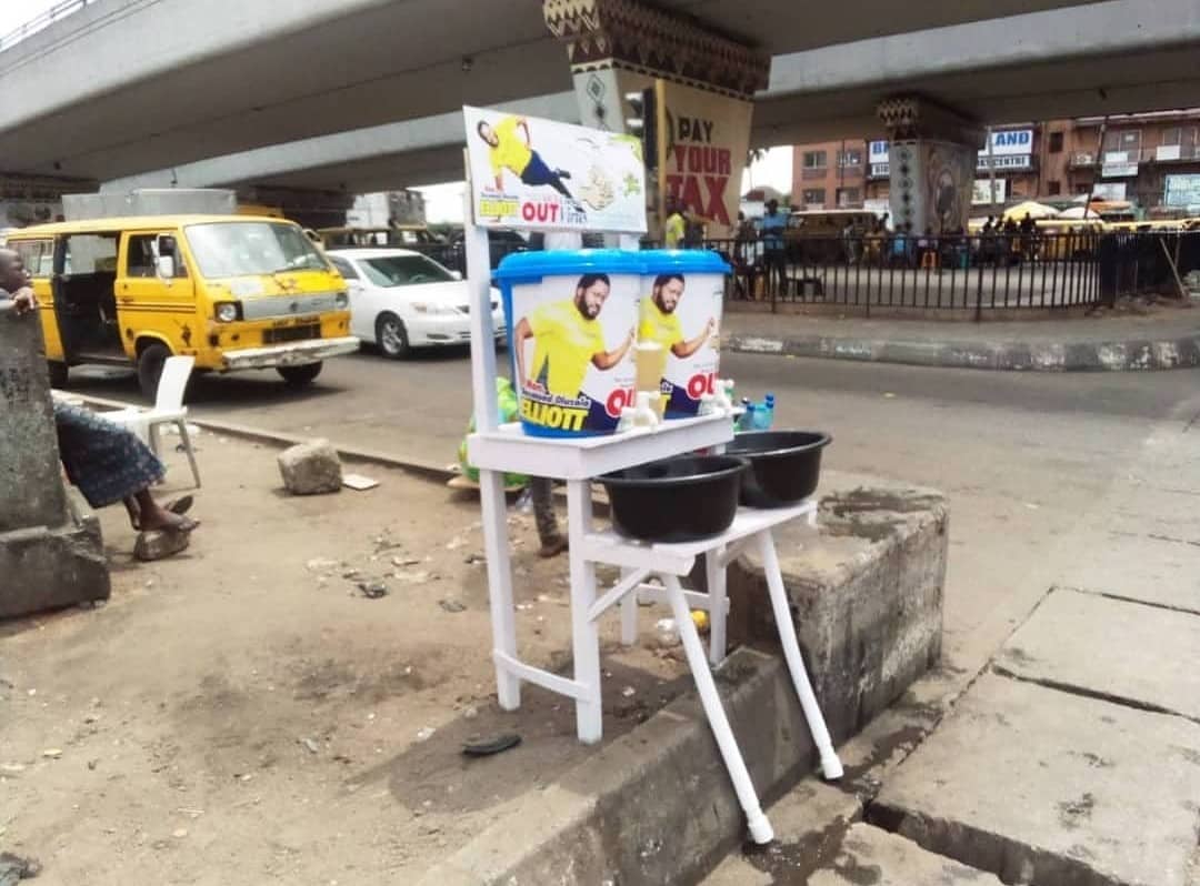 Desmond Elliot donates hand wash to strengthen fight against Coronavirus