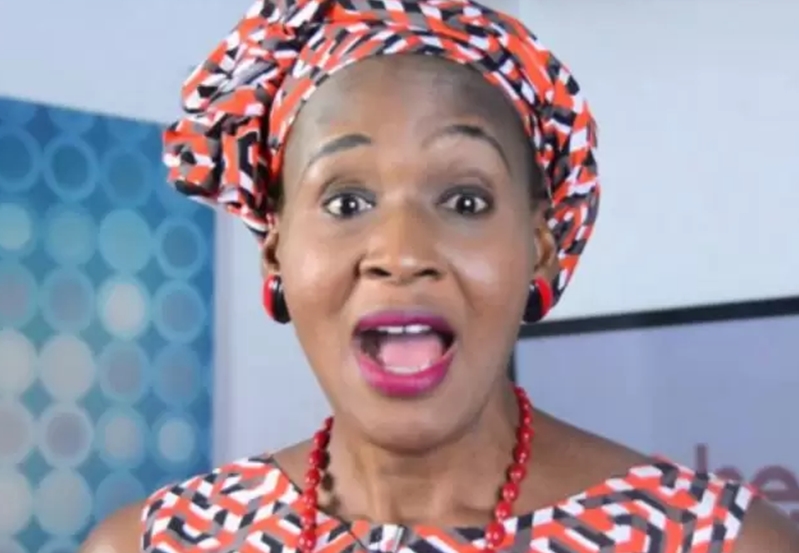 Kemi Olunloyo claims that a high ranking member of Buhari’s cabinet is dead