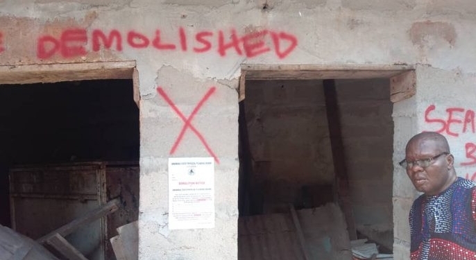 Building collapses and kills child in Onitsha