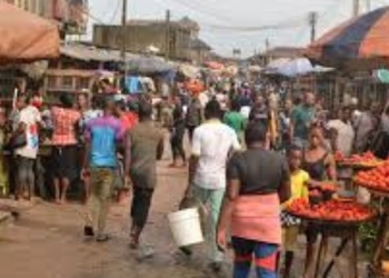 Man dies while buying foodstuff at delta market