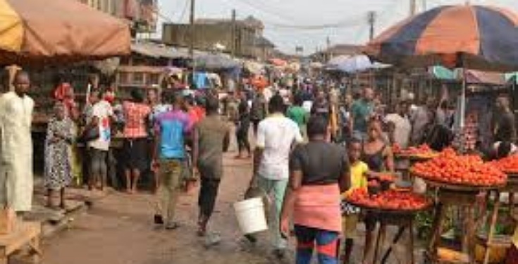 Man dies while buying foodstuff at delta market