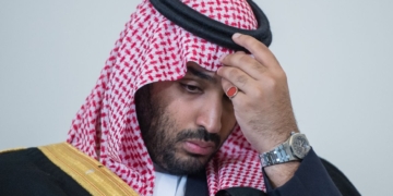  Covid-19: Saudi Arabia's King and Prince in isolation after 150 members of the royal family test positive