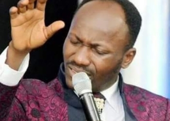 Apostle Suleman allegedly heals family infected with COVID-19 during Good Friday online service (VIDEO)