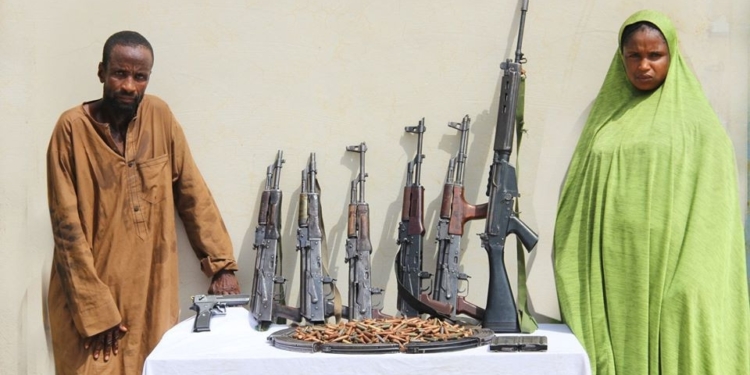 Police smash notorious car snatching syndicate, arrest female weapons keeper