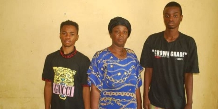 Police arrests mother and son for allegedly attempting to sell four-year-old boy in Niger