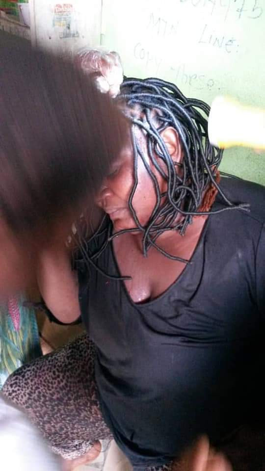 PHOTOS: Nigerian man flees after breaking his wife's head with pestle