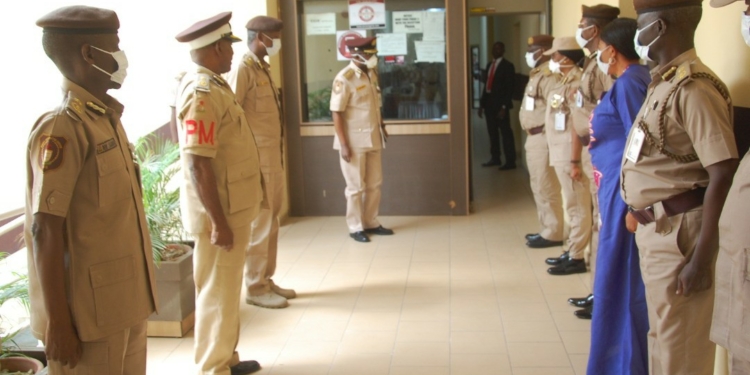 Immigration boss resumes work after recovering from coronavirus