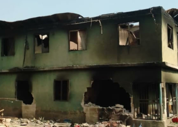 PHOTOS: Four killed, houses burnt in Anambra boundary clash