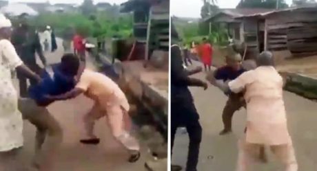 VIDEO: 2 Nigerian men fight over a woman in the street