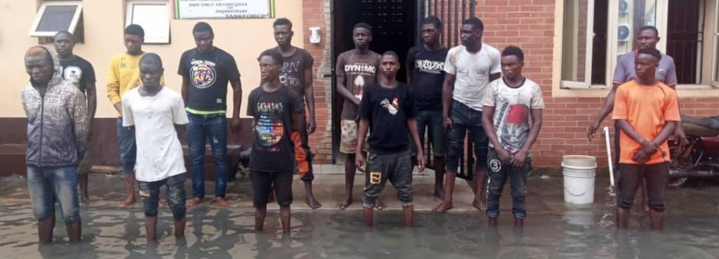 21 suspected hoodlums arrested after attacking policemen in Lagos