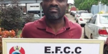 Staff of First Bank allegedly caught stealing N18.9 million is arrested by EFCC